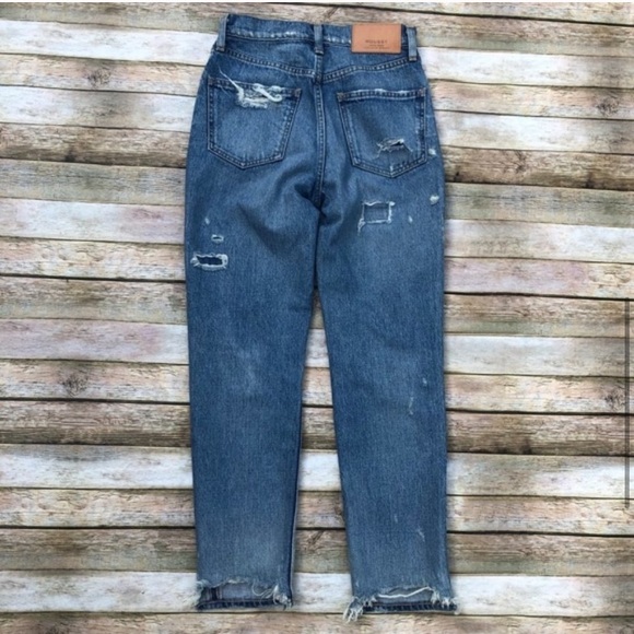 Moussy Distressed Patch Jeans - Picture 5 of 8